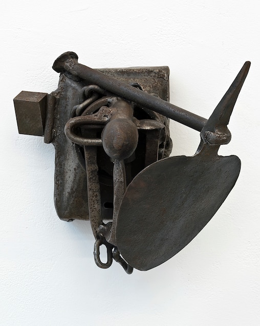 melvin edwards sculpture "Tayali Ever Ready (Homage to Henry Tayali)" From the collection of the National Museum of Art.