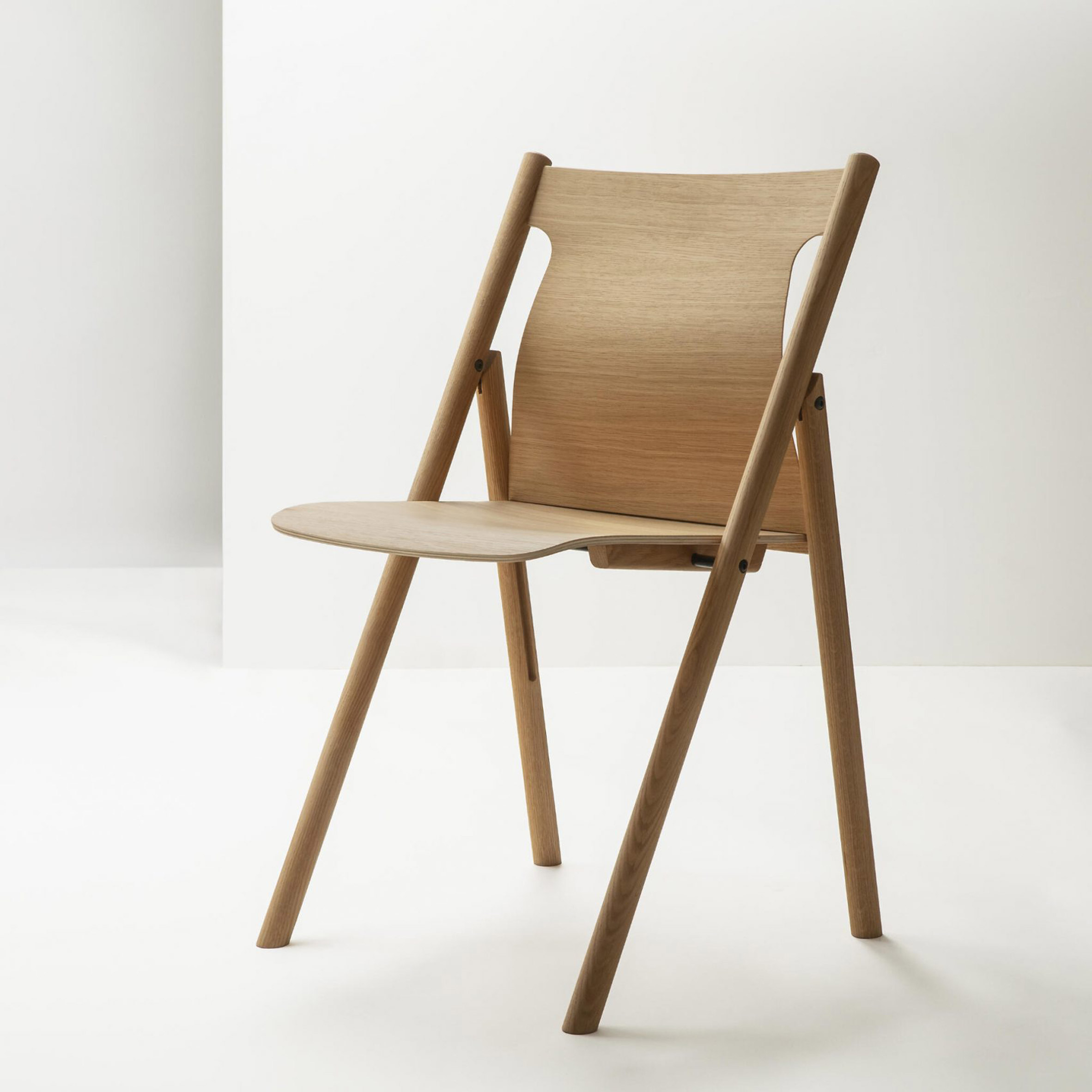 Fanilli folding chair for Nikari by Jonas Forsmann