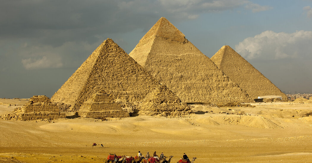 Learning the history of architecture from materials